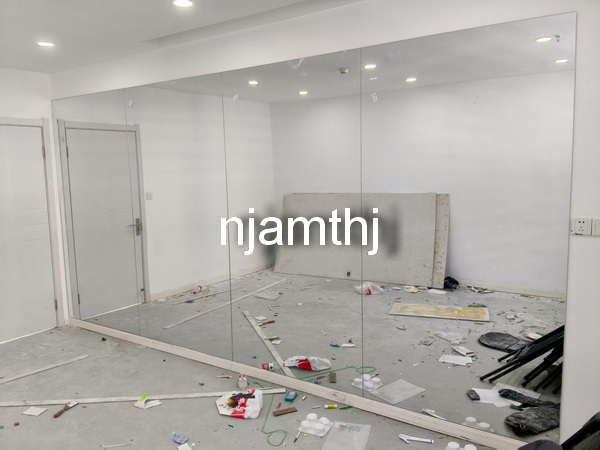 仙林大学城附近健身房镜子安装