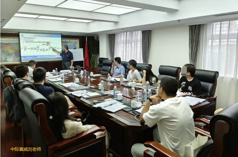 251128Xilinx-FPGAѵڽӿʵ֪ͨ