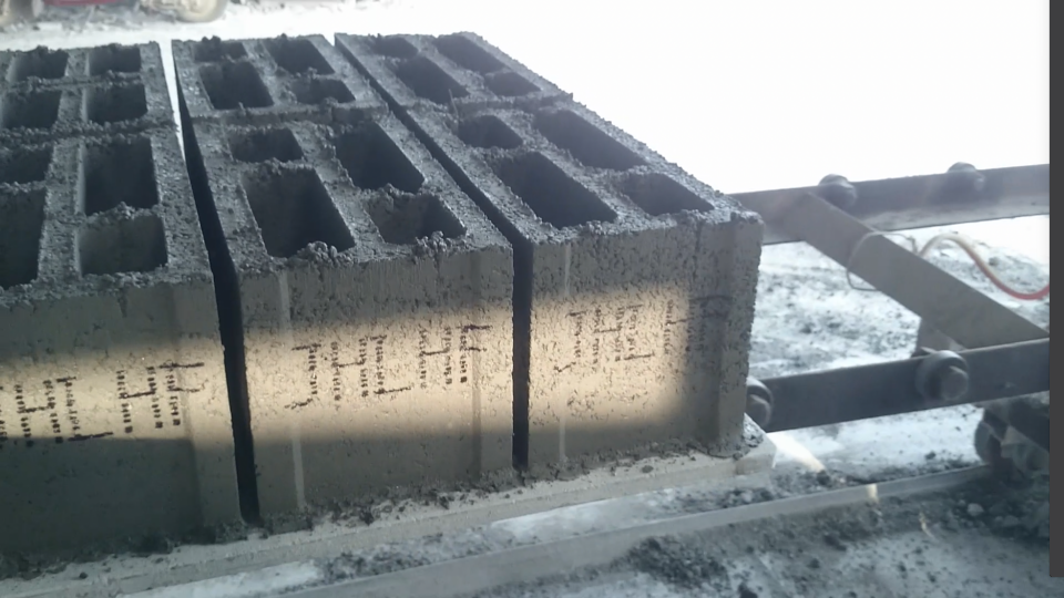 ˮ��ש���ַ������